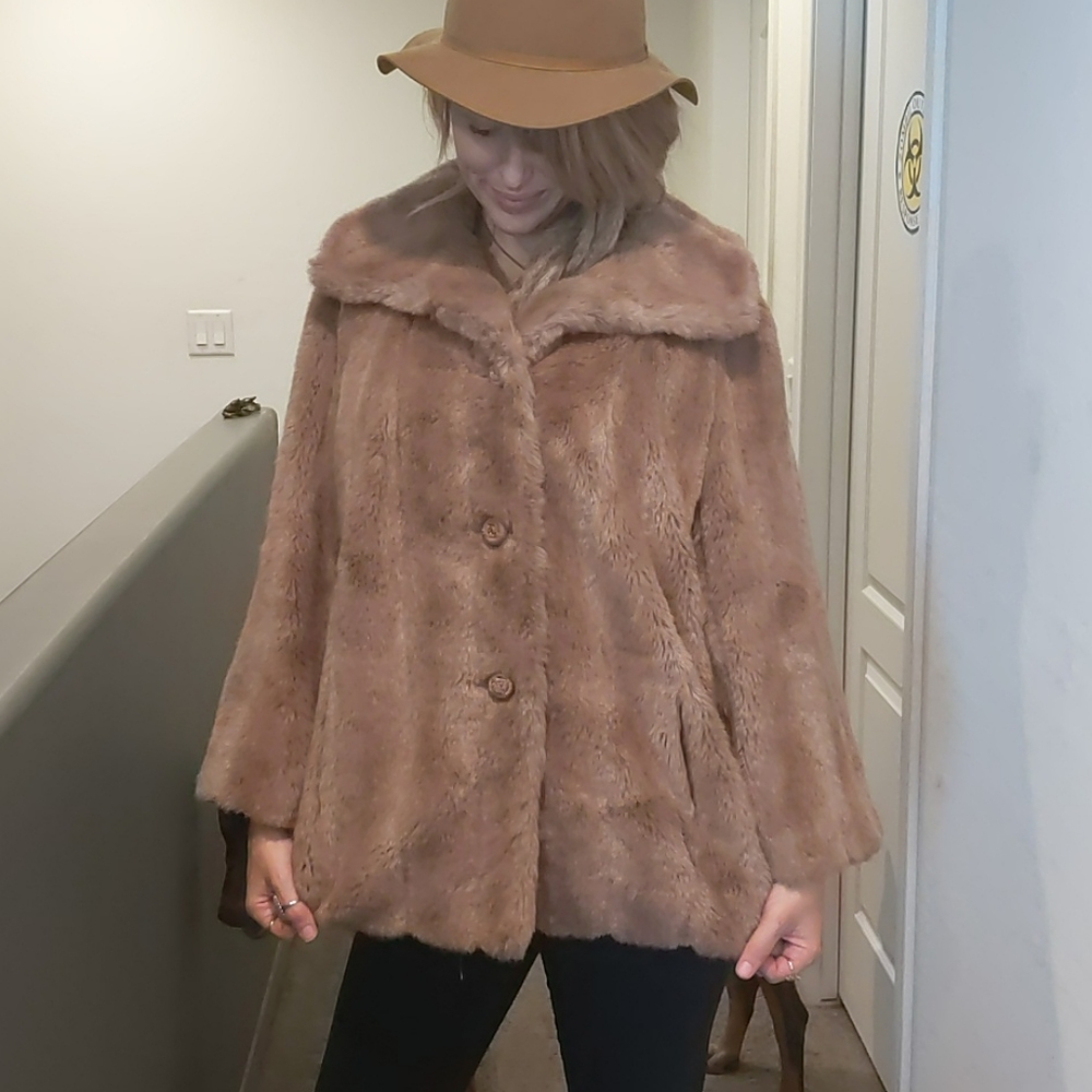 Vintage Beekman Place New York coat
